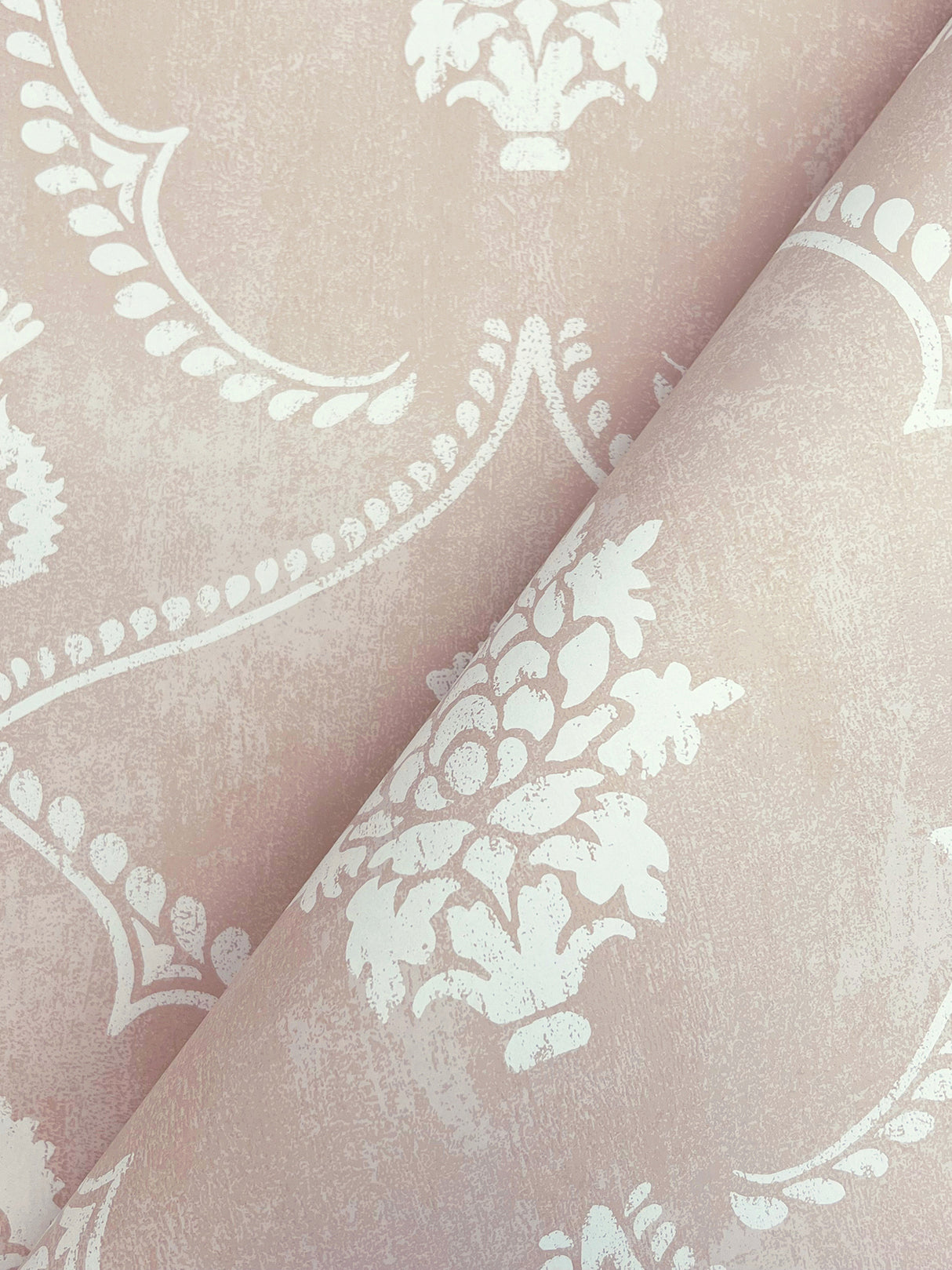 Royal Damask Blush by Ronald Redding Wallpaper – York Designer Series MX9646