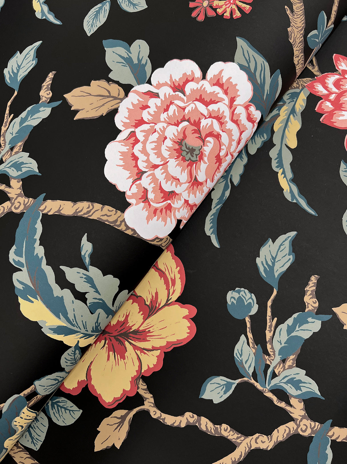 Courtyard Botanical Scarlet by Ronald Redding Botanical Wallpaper- York Designer Series MX9656