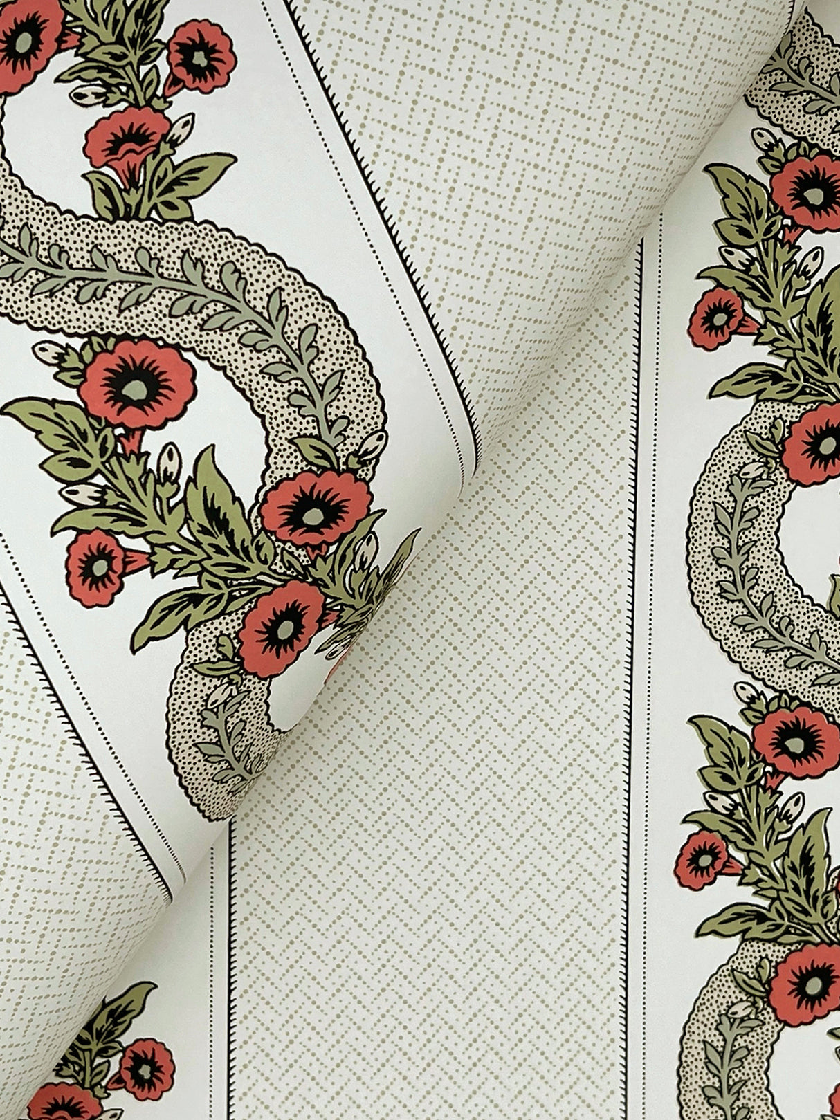 Abbey's Garland Red & Green by Ronald Redding Wallpaper – York Designer Series MX9693