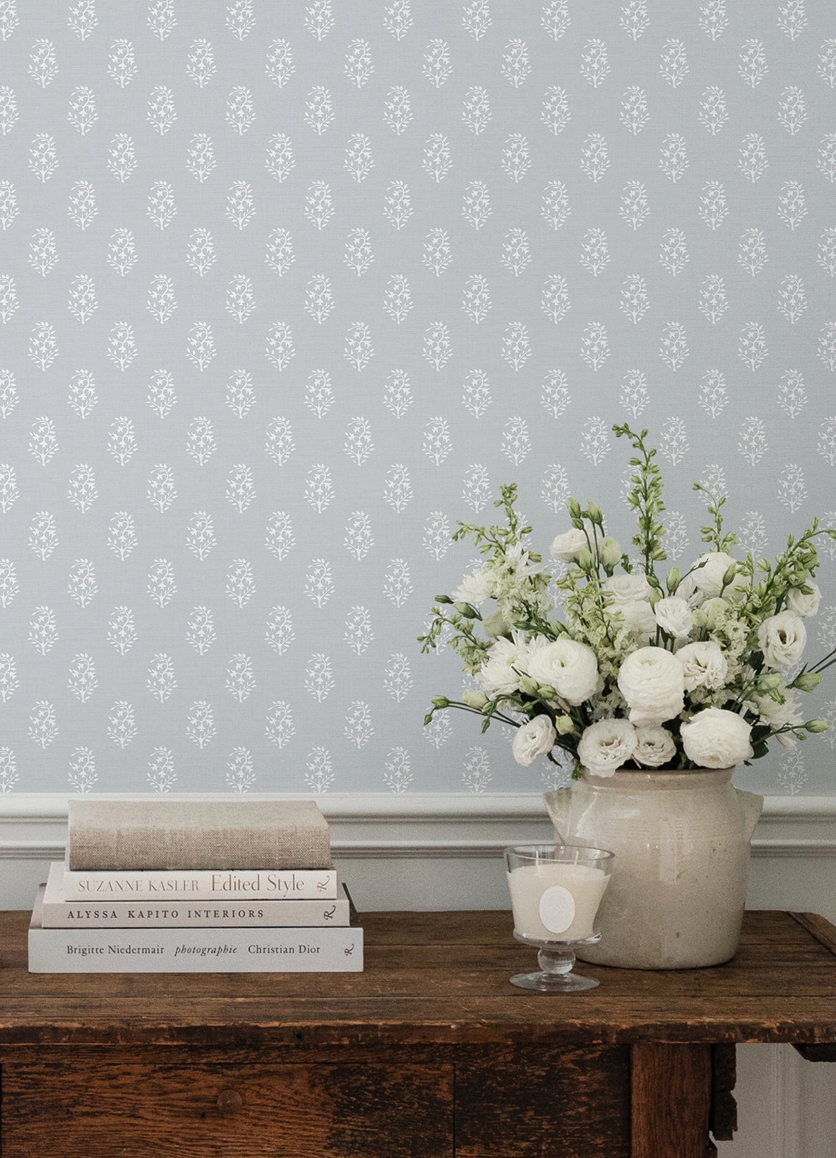 Safia Coast Blue and White Linen-Inspired Indian Floral Buta Block Print Peel and Stick Wallpaper by NuWallpaper for Nabela Noor Home - NNS6511