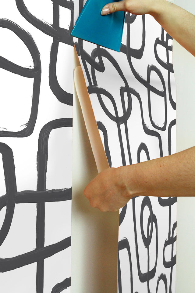 Niko Black Peel & Stick Wallpaper with Abstract Geometric Modern Pattern - NuWallpaper NUS4940