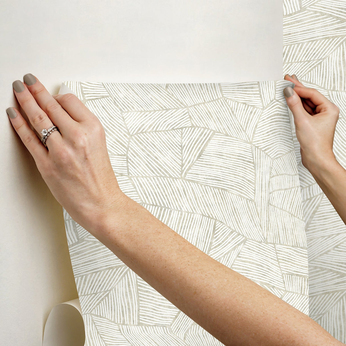 Zen Garden Cream Peel & Stick Wallpaper with Geometric Striation Pattern - NuWallpaper NUS6213