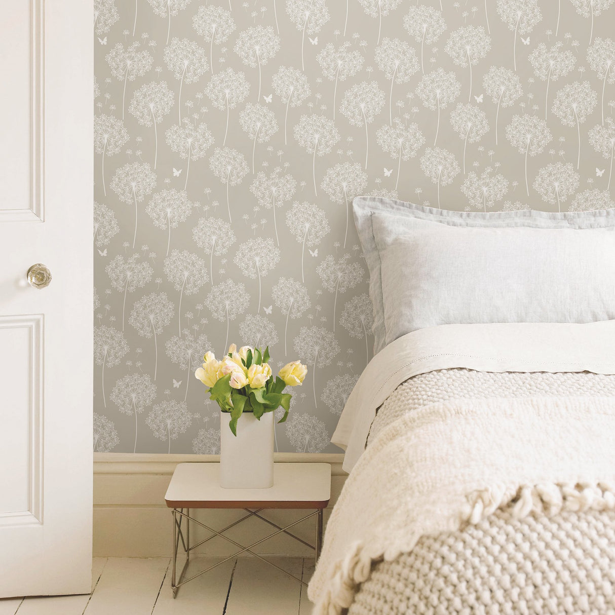 Dandelion Grey Peel & Stick Wallpaper with Nature Floral Motif - NuWallpaper NU1651