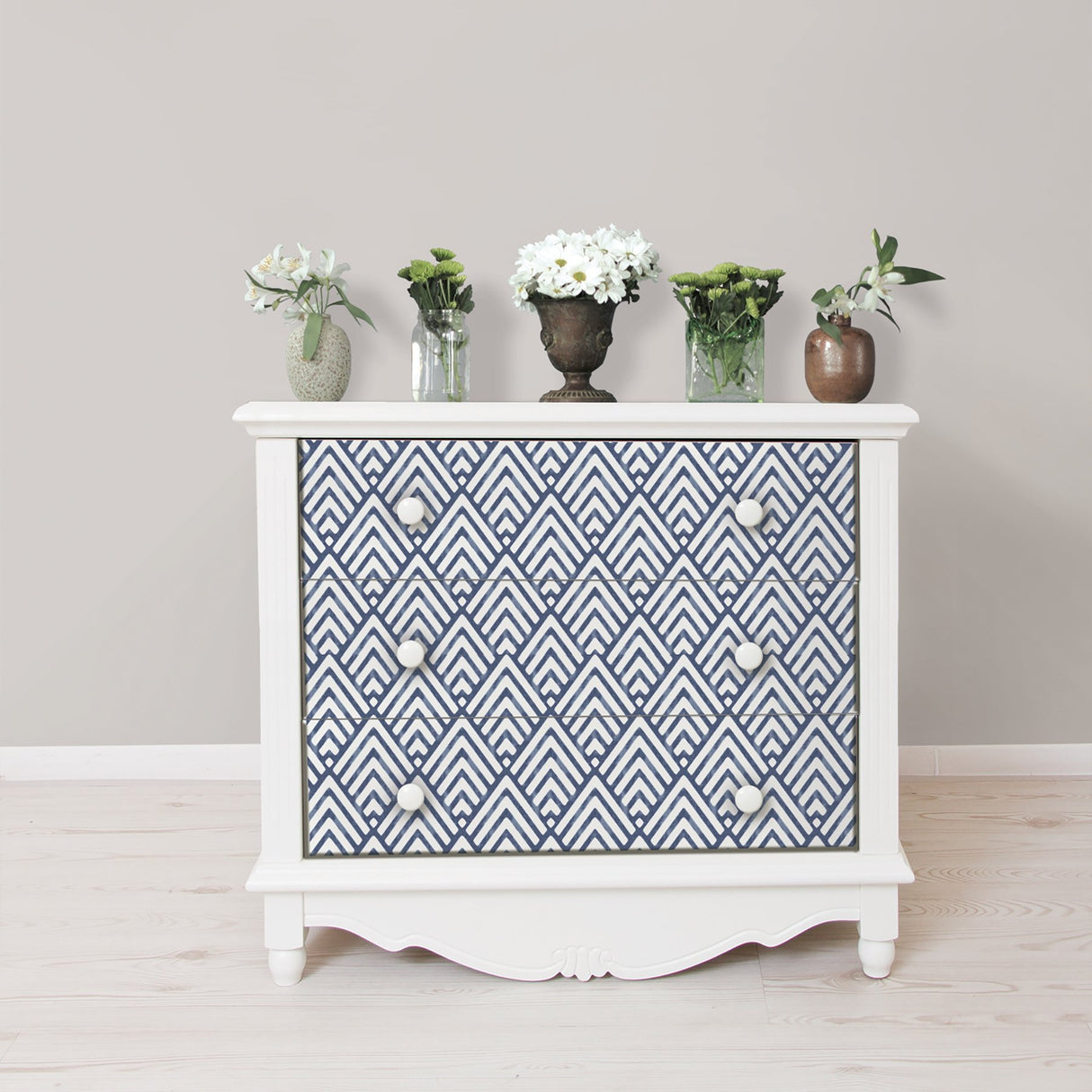 Arrowhead Deep Blue Geometric Peel & Stick Wallpaper - NuWallpaper NUS1701
