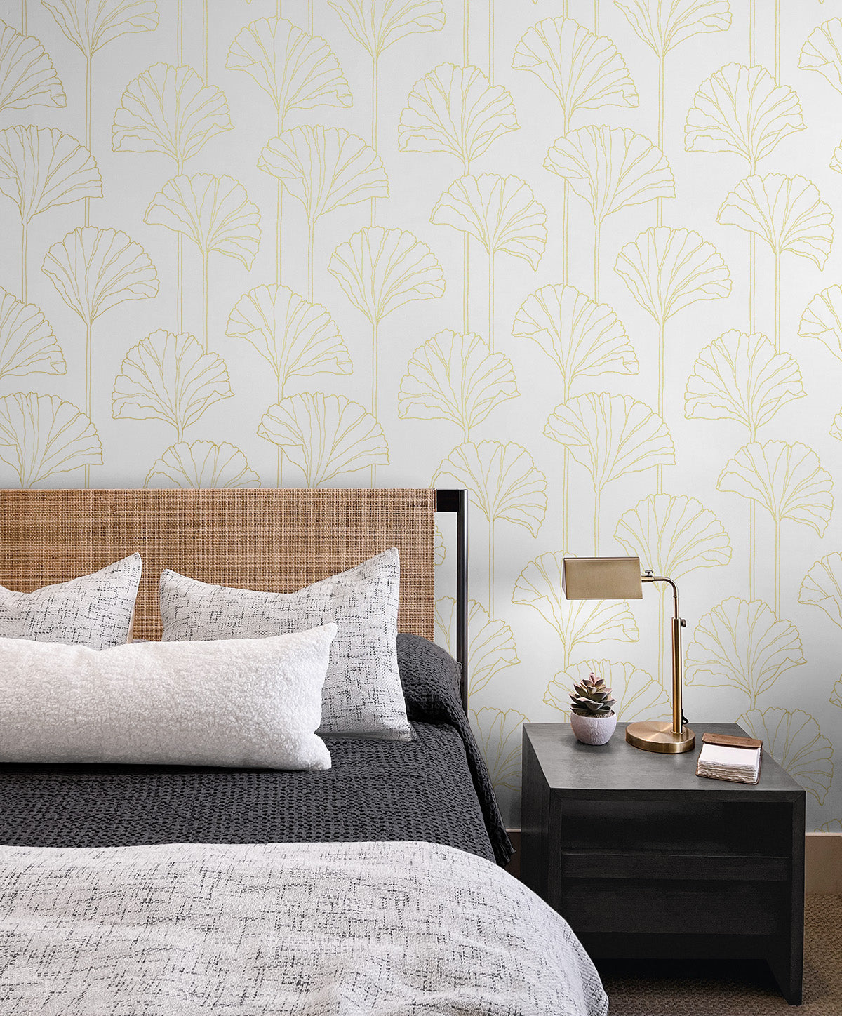 Gingko Leaf Metallic Gold by NextWall Peel & Stick Botanical Wallpaper – NextWall NW47205