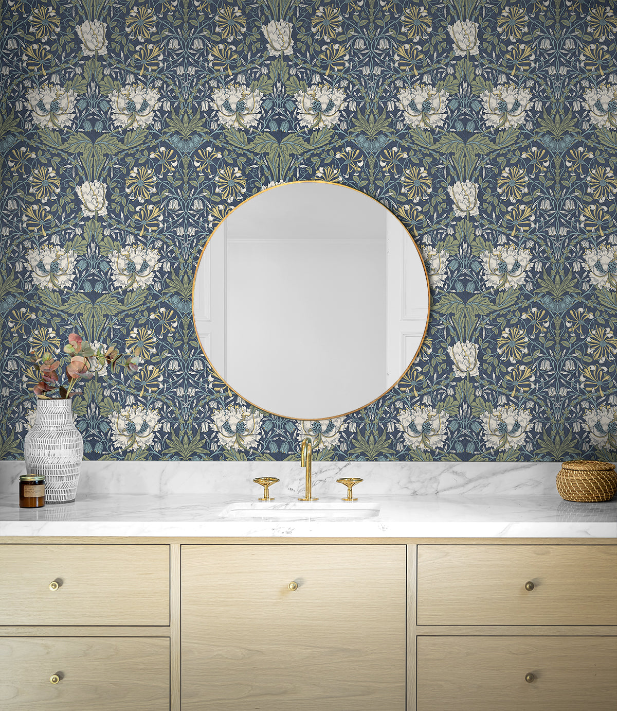 Ogee Flora Indigo Dye & Sage by NextWall Peel & Stick Botanical Vinyl Wallpaper – NextWall NW48202