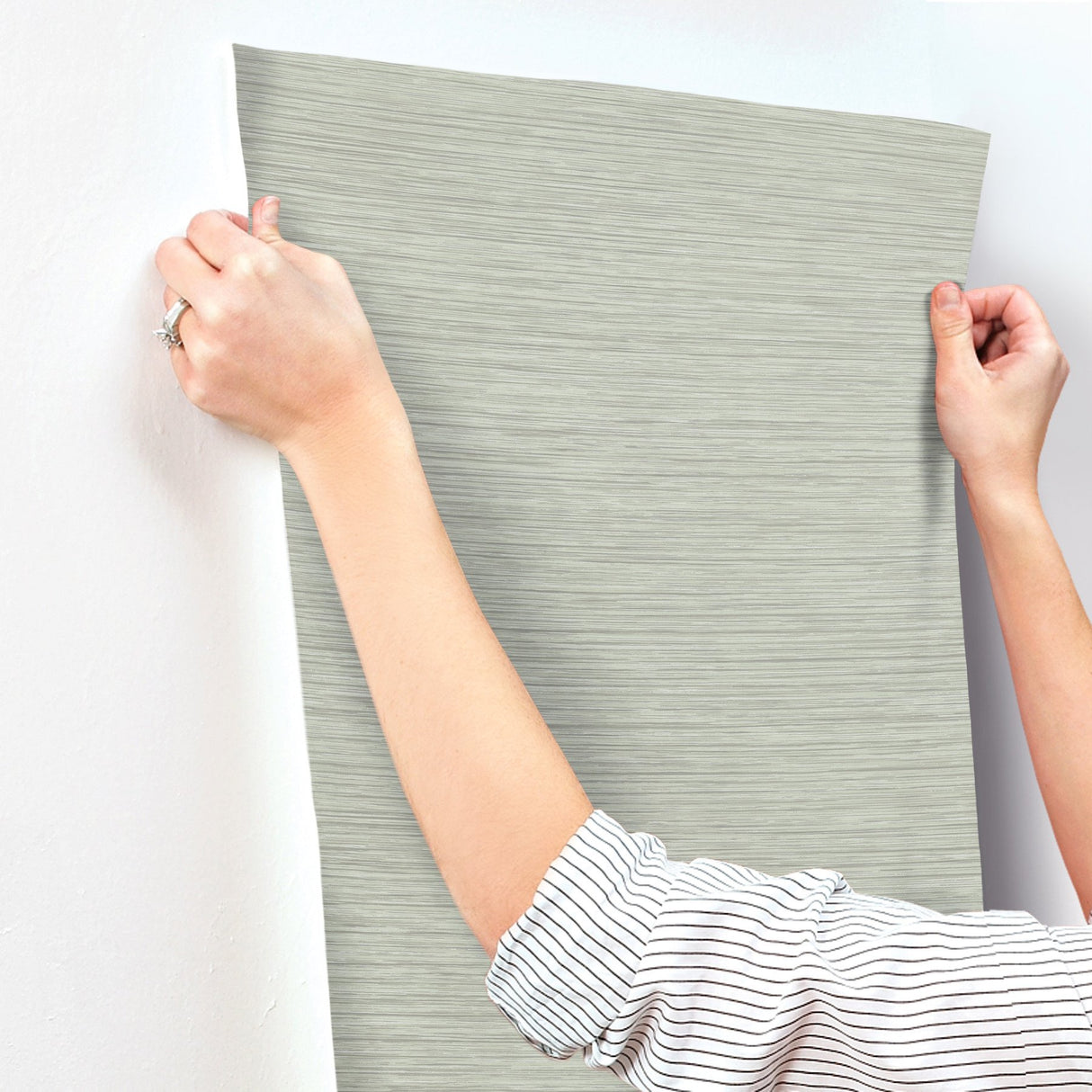 Vista Moss Textured Horizontal Stripe Wallpaper - York OI0734