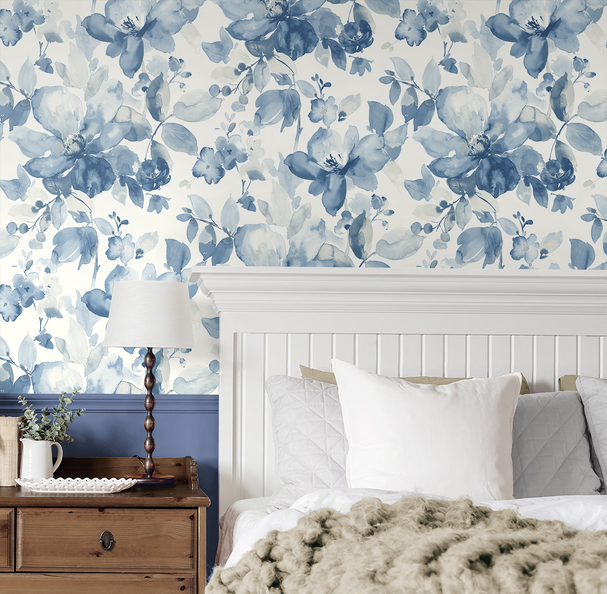 Watercolor Garden Bluestone by Prepasted Online Floral Wallpaper – Seabrook Designs PR12702