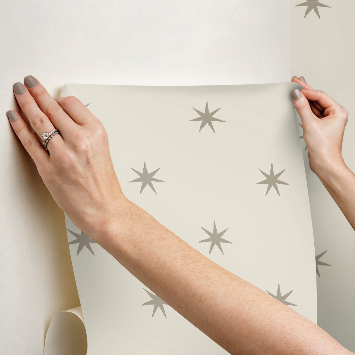 Star Splendor Wicker & Metallic Glint Peel & Stick Wallpaper with Bohemian Metallic Star Motif - York PSW1452RL