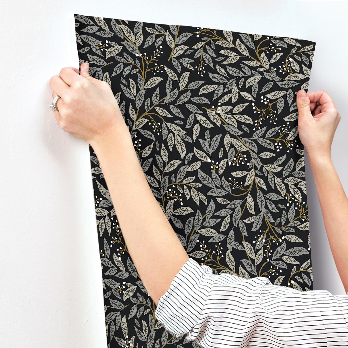 Willowberry Black Wallpaper with Metallic Botanical Farmhouse Style - York RF7462