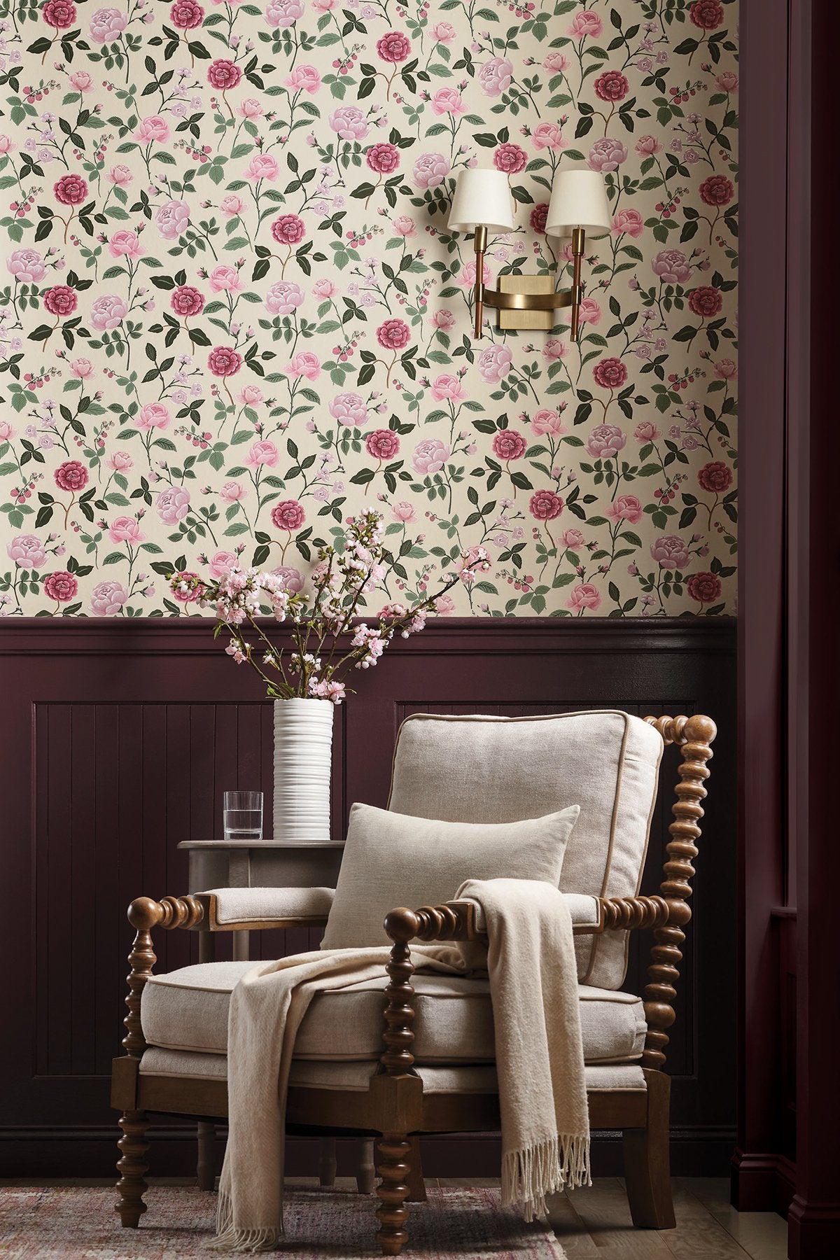 Roses Linen Wallpaper with Botanical Whimsical Floral Pattern - York RF7541