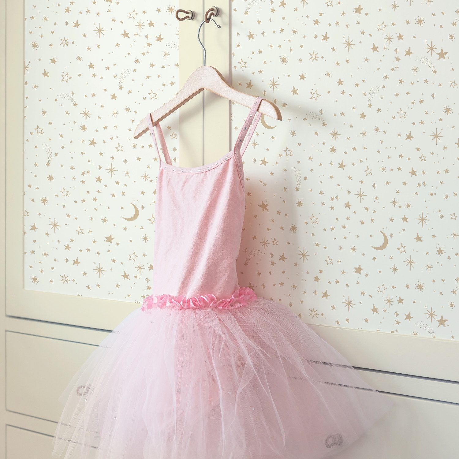 Twinkle Little Star Gold Peel & Stick Wallpaper with Metallic Kids Stars & Outer Space Pattern - York RMK10850WP