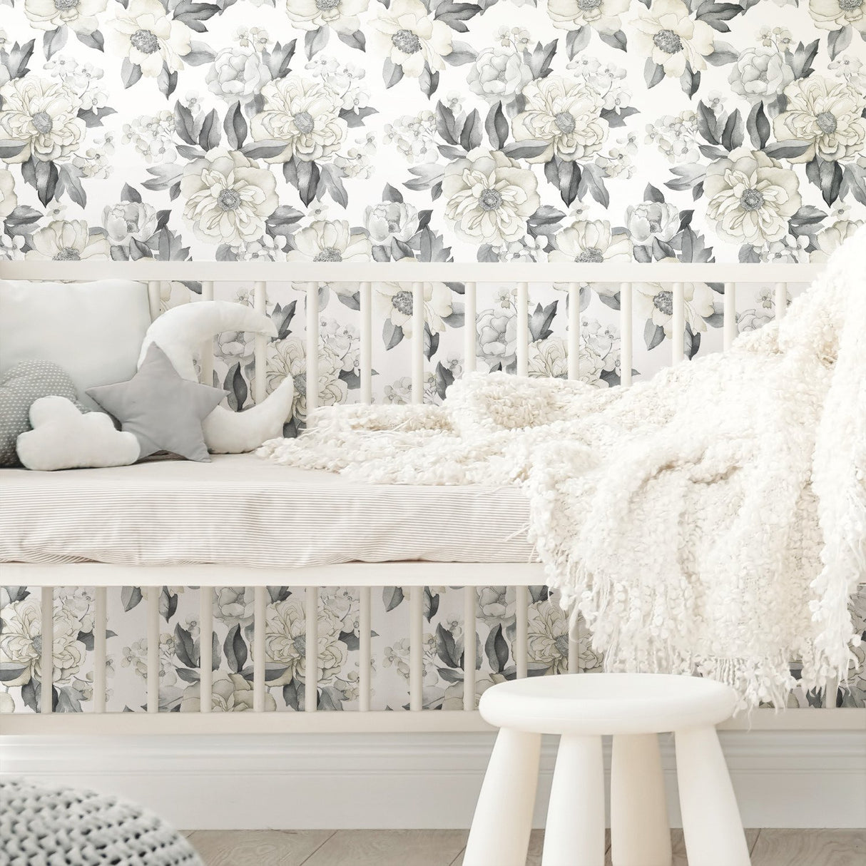 Watercolor Floral Bouquet Grey Peel & Stick Wallpaper with Botanical Flowers, Transitional Style - York RMK12030WP