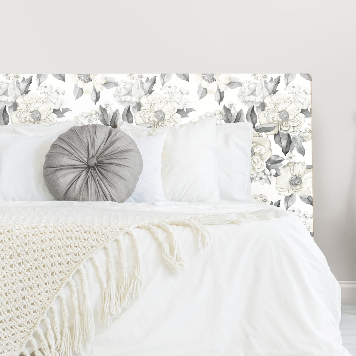 Watercolor Floral Bouquet Grey Peel & Stick Wallpaper with Botanical Flowers, Transitional Style - York RMK12030WP