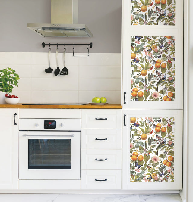Citrus White Peel & Stick Wallpaper with Fruit and Botanical Motif - York RMK12345PL
