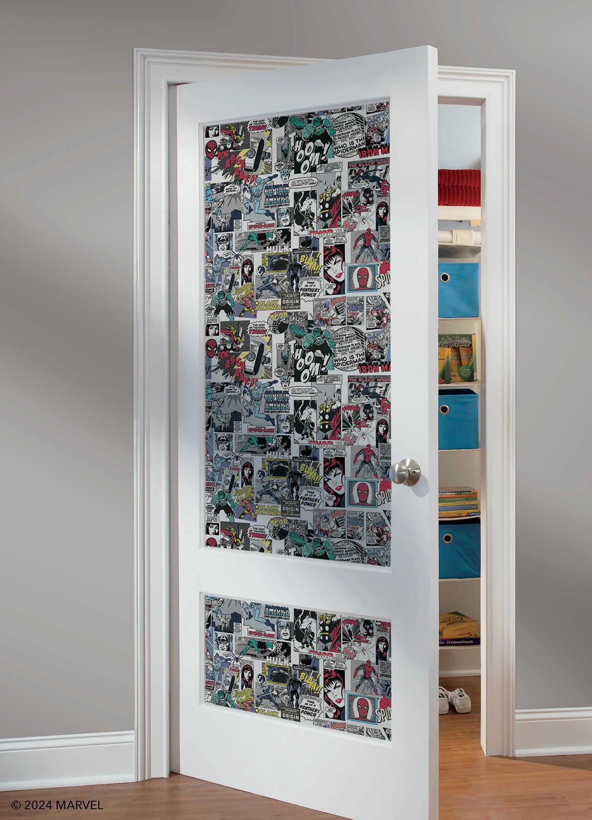 Marvel Classic Comics Red by RoomMates Avengers Spider-Man Iron Man Captain America Thor Retro Superhero Peel and Stick Wallpaper - RMK12814PLW
