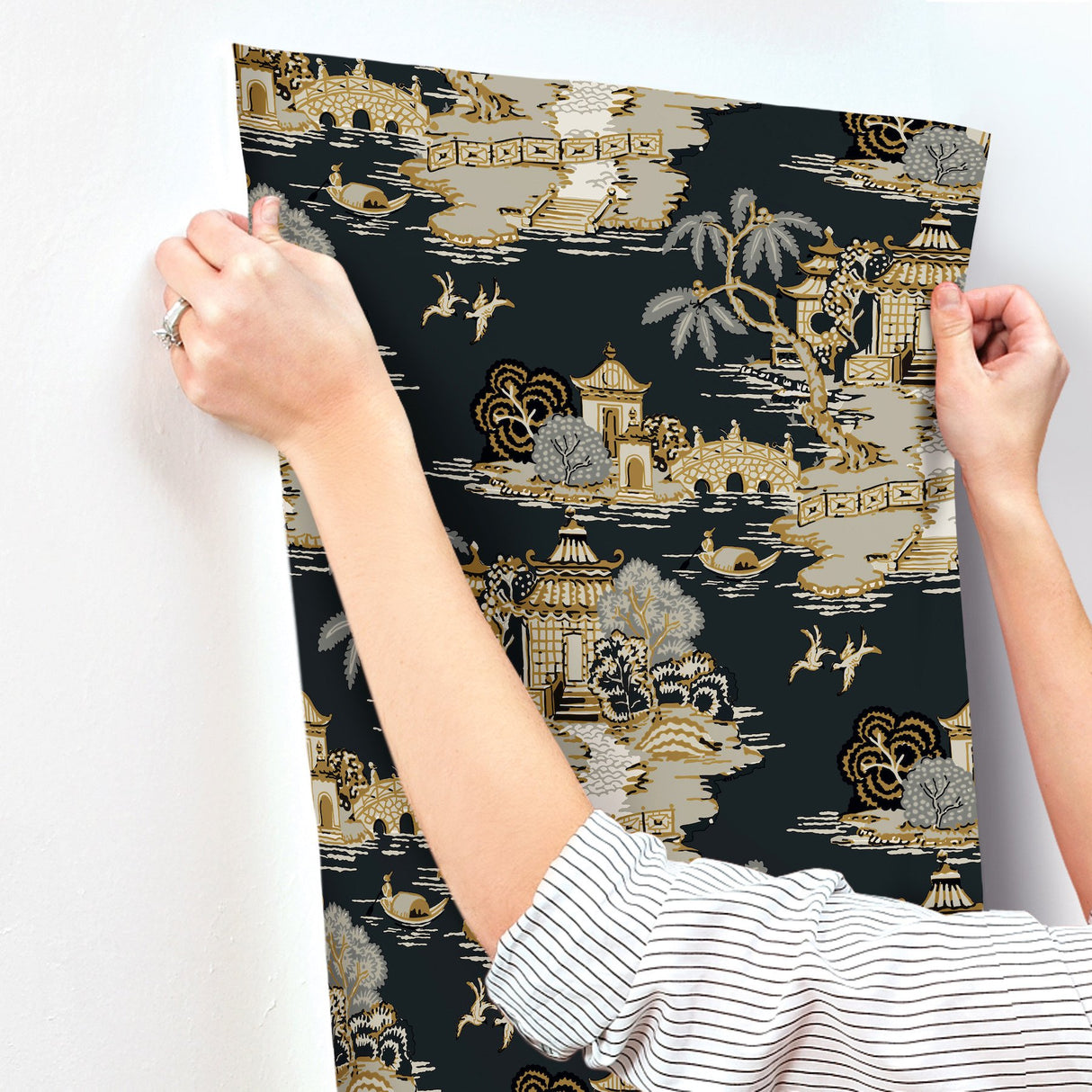 Pagoda And Sampan Scenic Black Wallpaper with Metallic Toile Motif - York RT7902