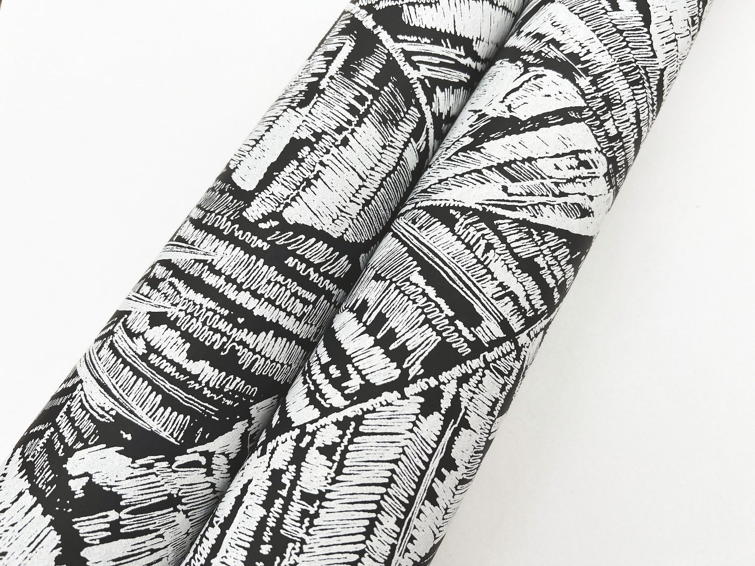 Palm Cove Toile White & Black Wallpaper with Tropical Toile Palm Fronds - York RT7921