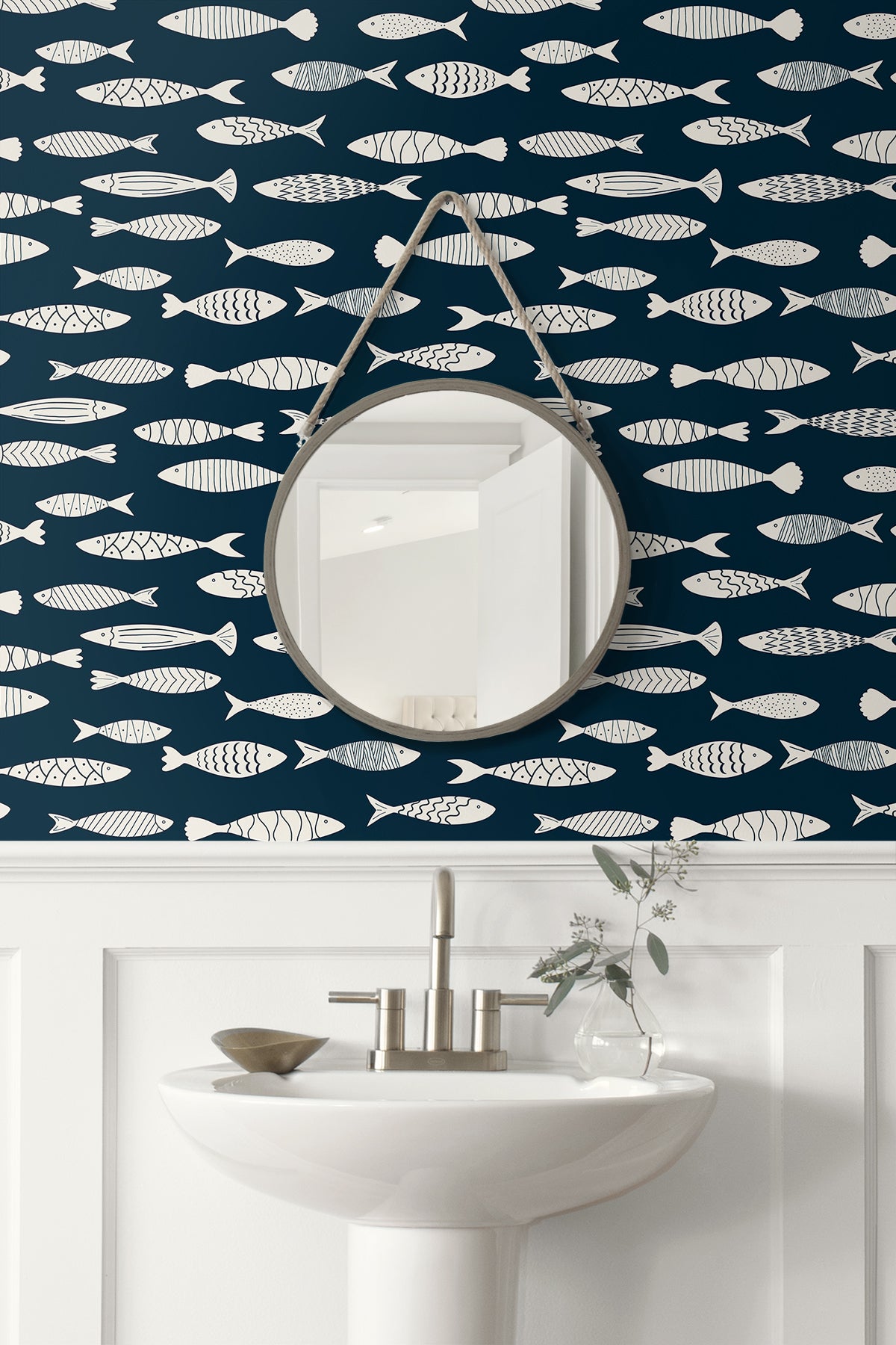 Bay Fish Deep Seas by Summer House Coastal Fish Wallpaper – Seabrook Designs SC21512