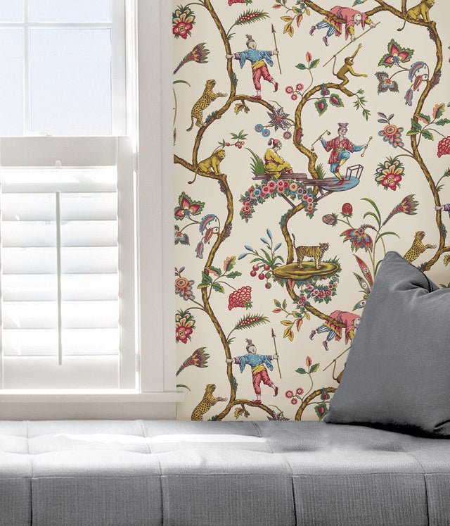 White Chinoise Exotique Scalamandre Self Adhesive Wallpaper with Chinoiserie Botanical Feature Wall Pattern - SCS3843
