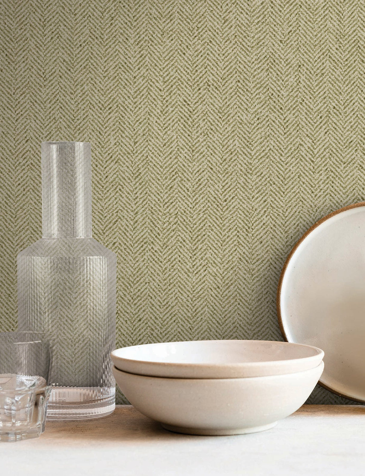 Tailored Chevron Green by York Wallcoverings Vinyl on Non Woven Wallpaper – York Wallcoverings SI26136