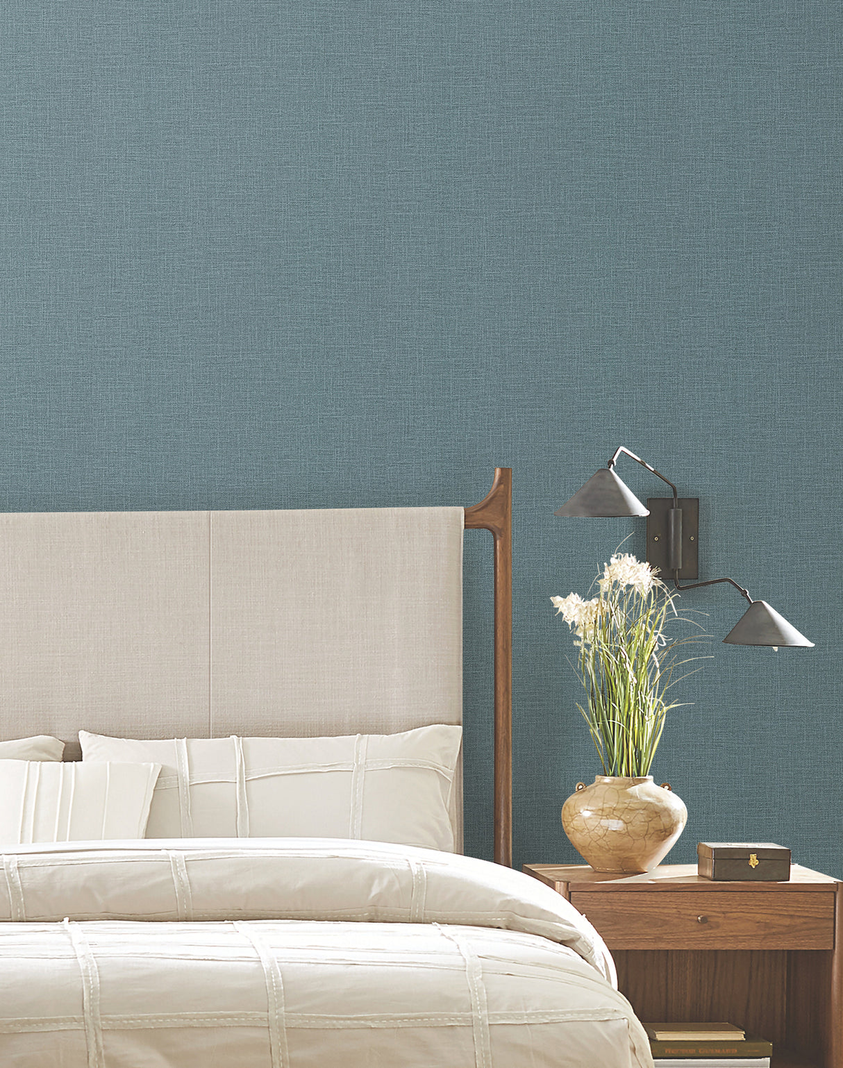 Loom Denim by York Wallcoverings Vinyl on Non Woven Wallpaper – York Wallcoverings SI26147
