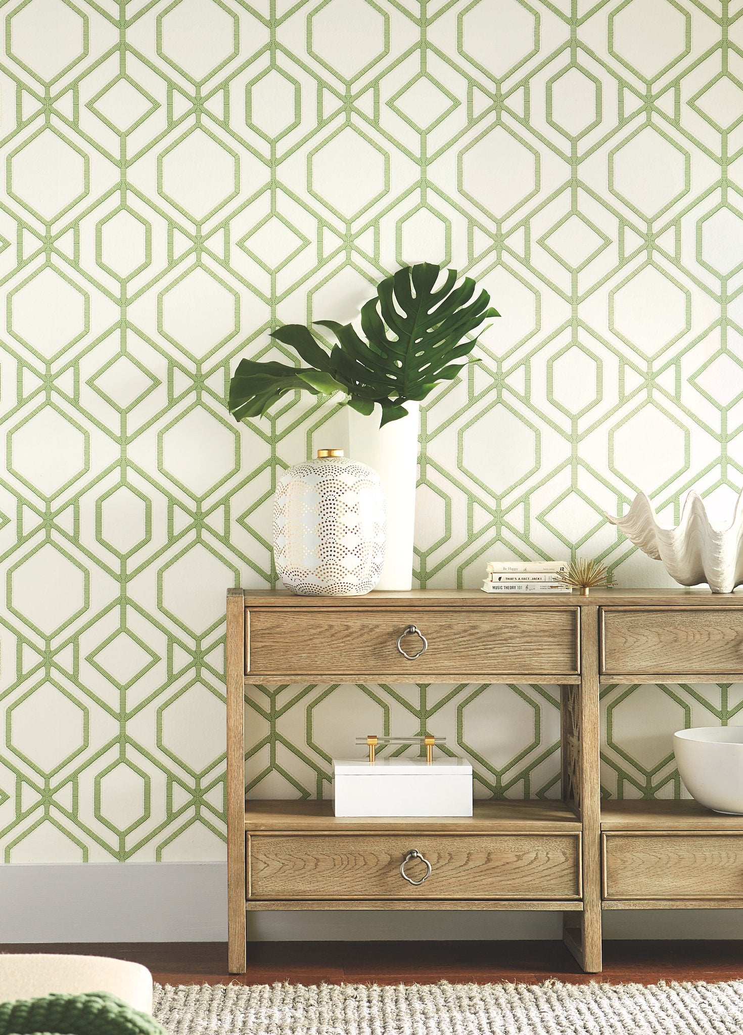 Sawgrass Trellis Green Wallpaper with Geometric Trellis Pattern, Prepasted Sure Strip - York TC2631