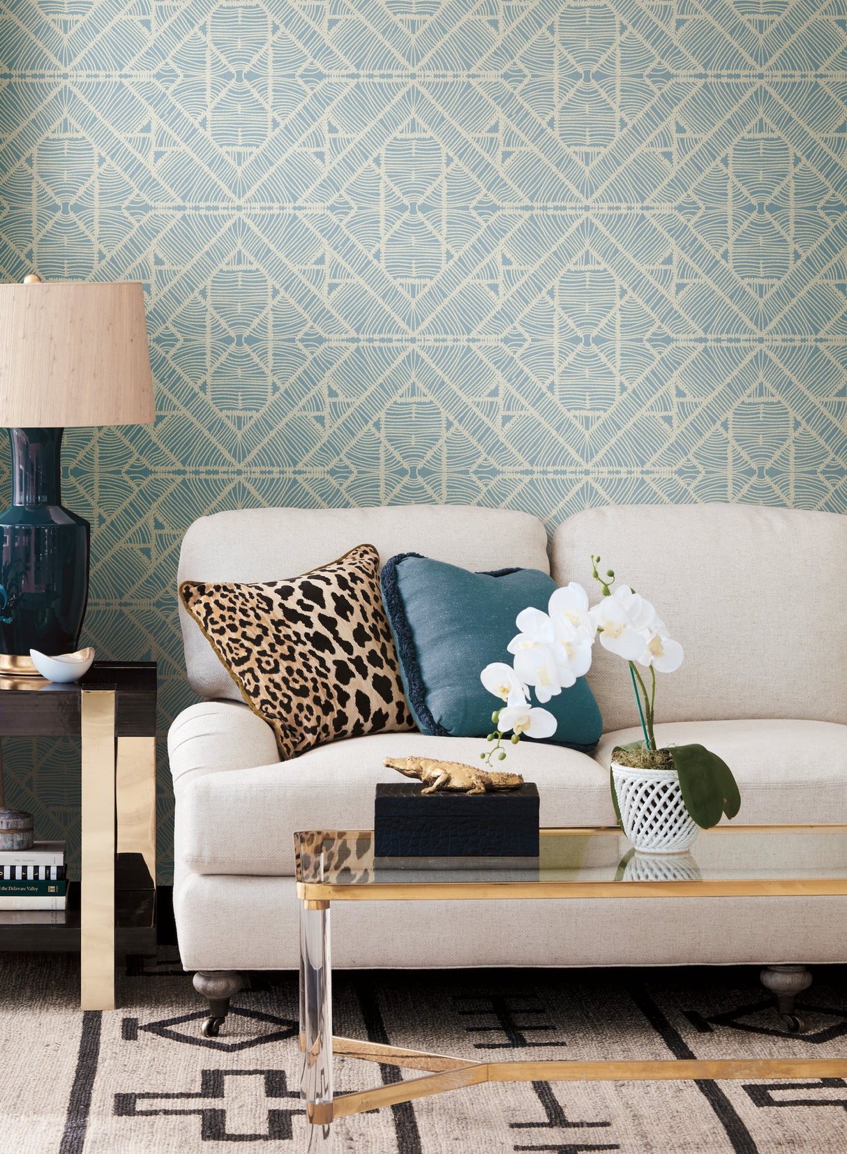 Diamond Macrame Blue Wallpaper with Boho Luxe Geometric Macramé Motif - York TC2704