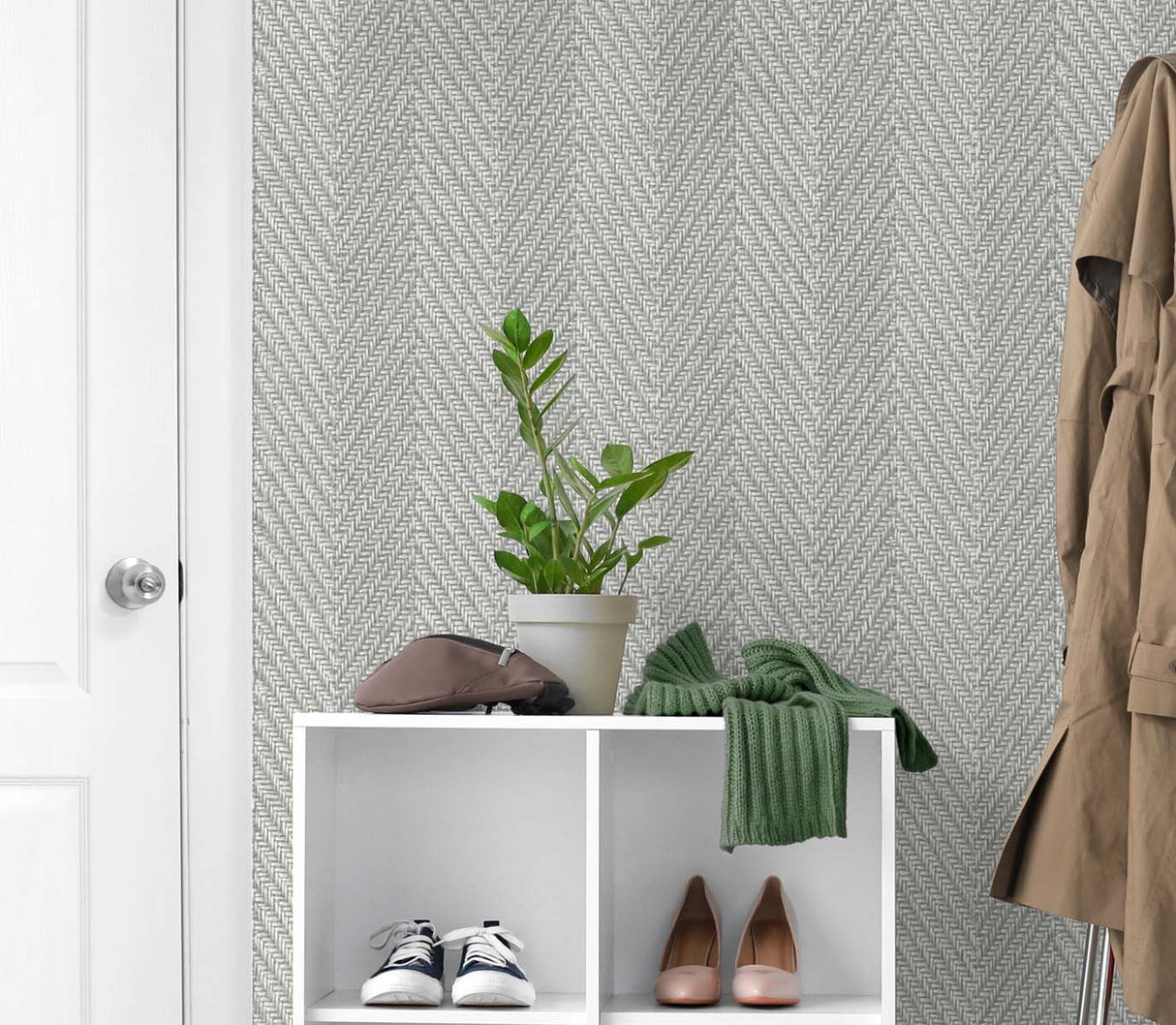 Throw Knit Bonfire Smoke by Tedlar Textures Chevron Wallpaper – DuPont TG60208
