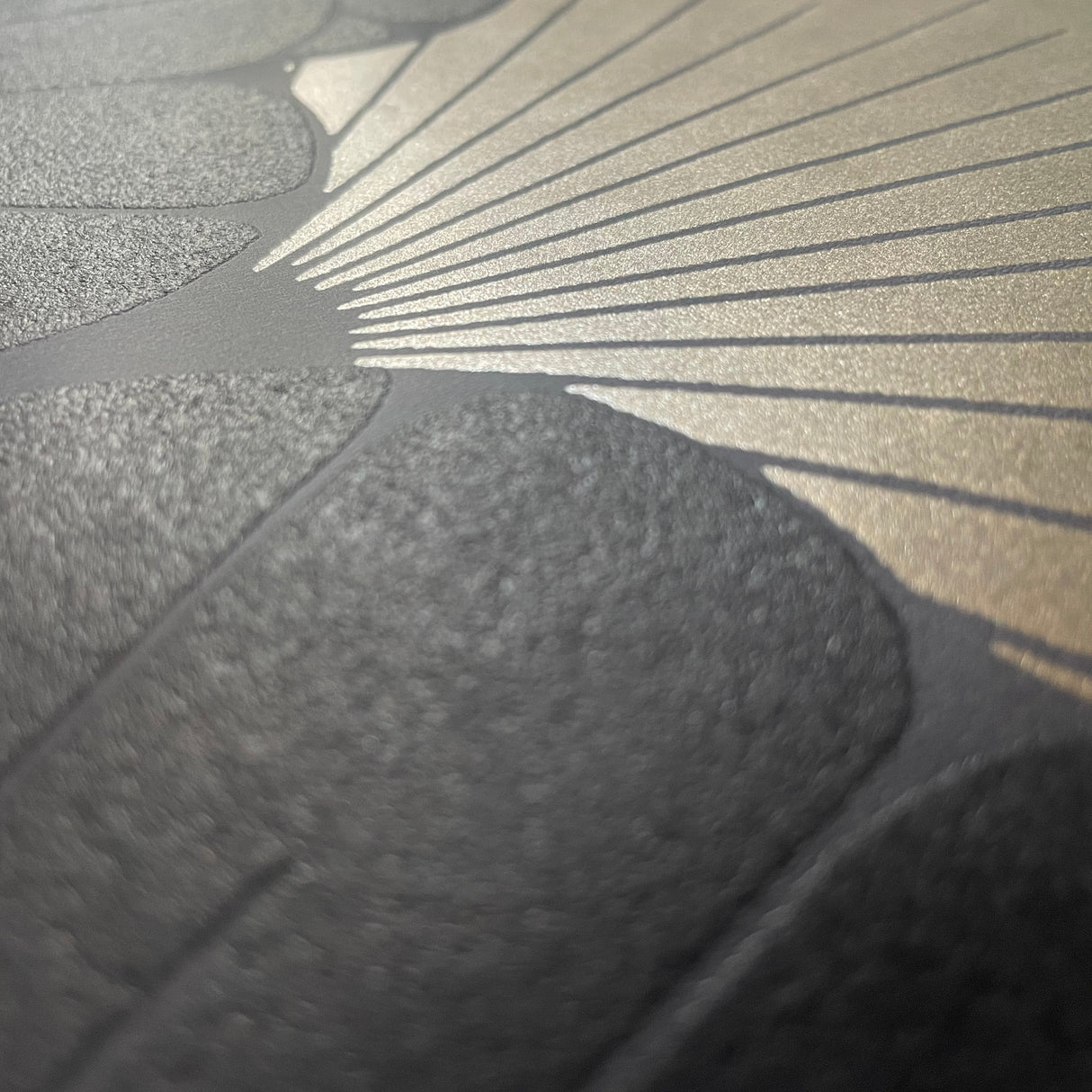 Giant Art Deco Gingko Leaf Black by Veer Decor Floral Wallpaper – Veer Decor VREL09-046