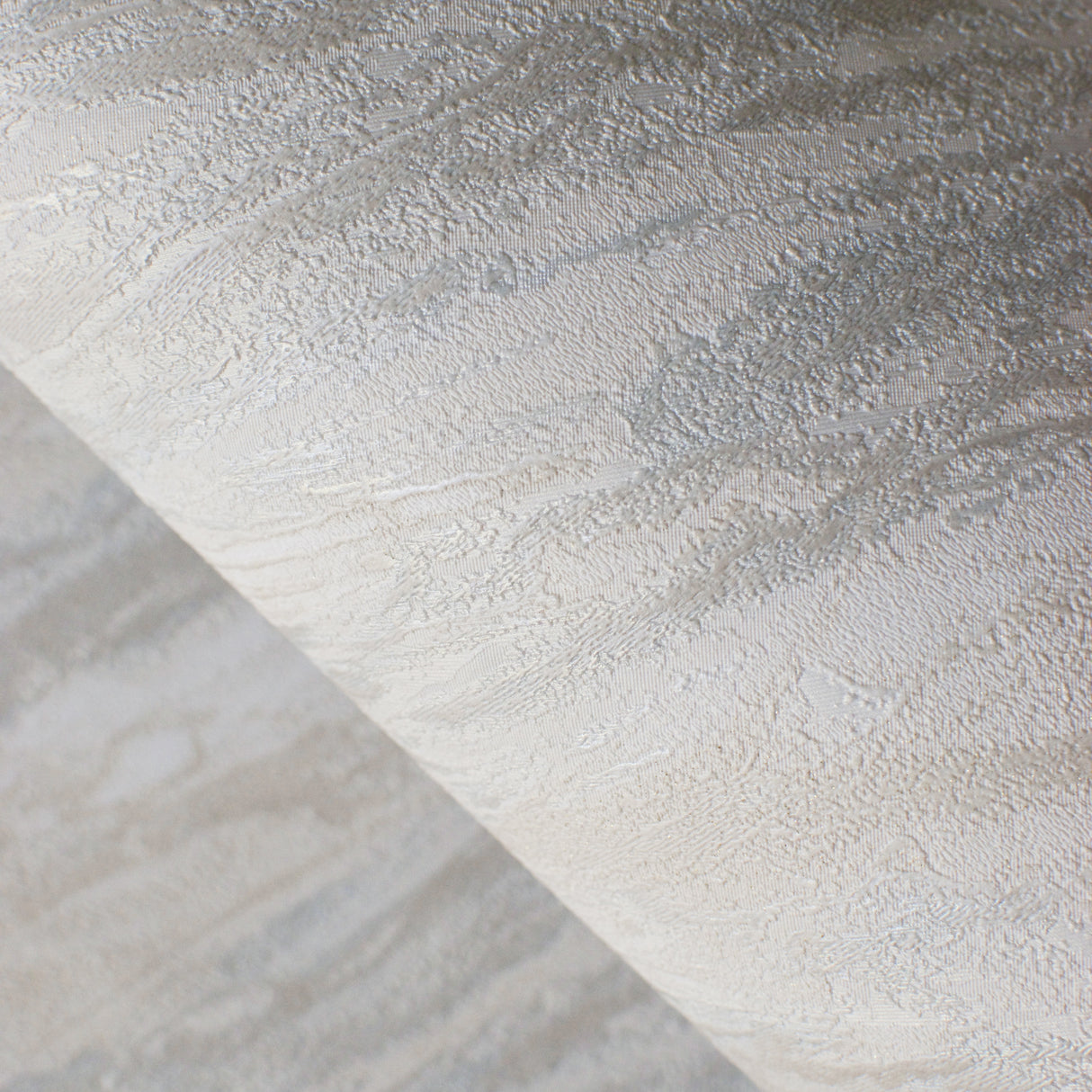 Glint Luxe Marble Natural Cream by Veer Decor Textured Abstract Wallpaper – Veer Decor VRVE07-366