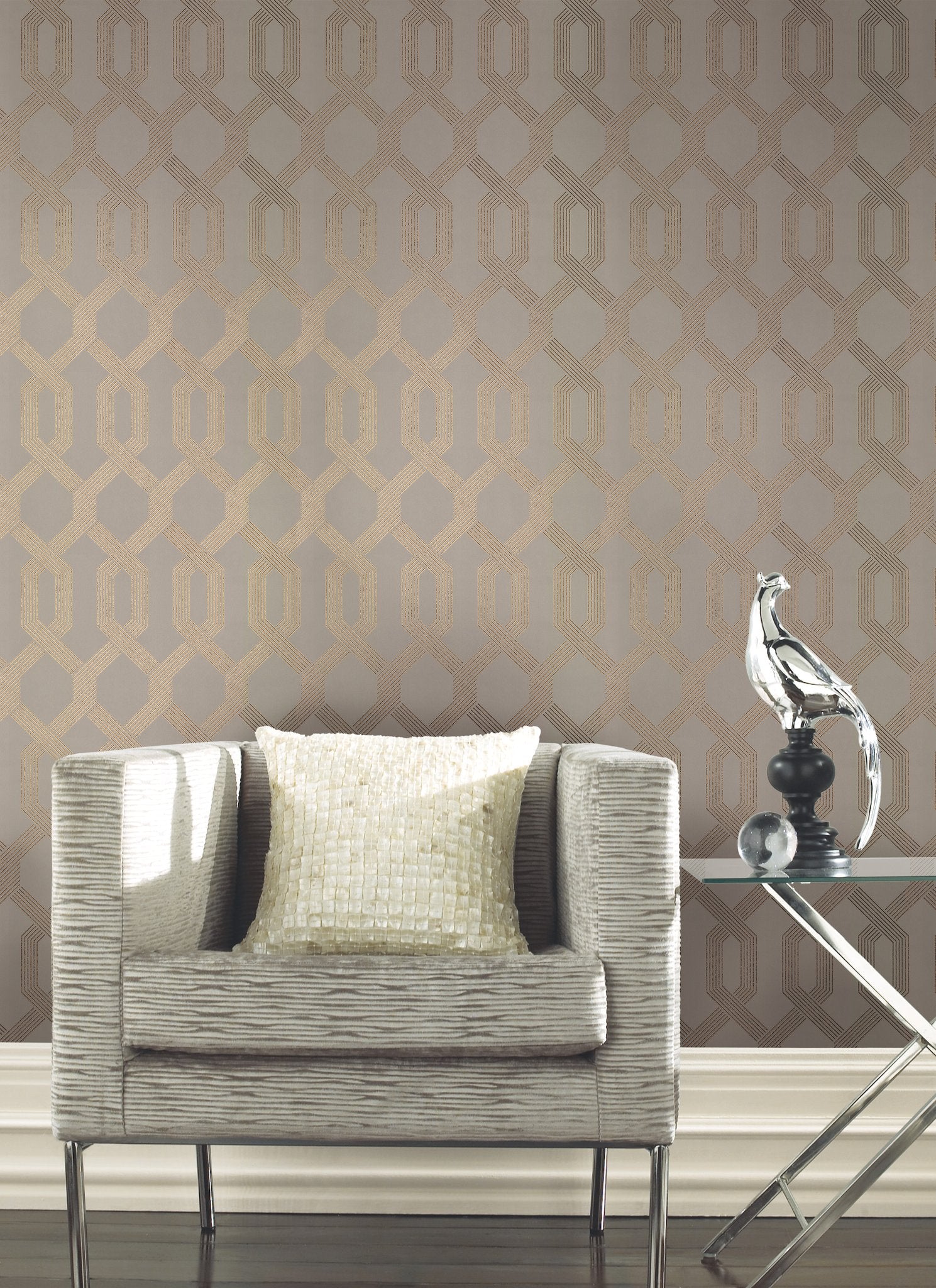 Viva Lounge Gold Metallic Wallpaper with Mid-Century Modern Trellis - York Y6221201
