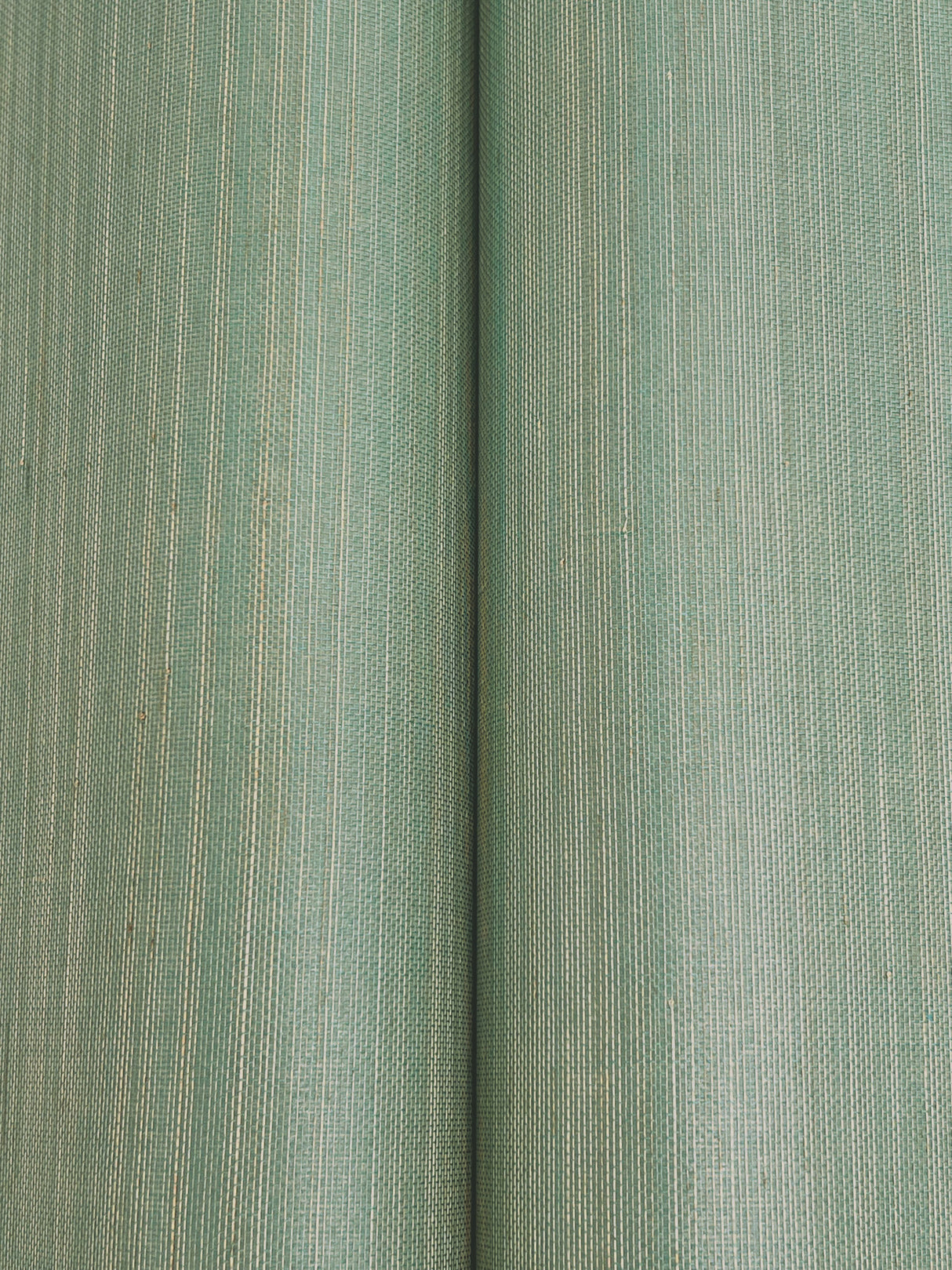 Tailored Abaca Seafoam by Ronald Redding Grasscloth Wallpaper – York Designer Series YGL7032