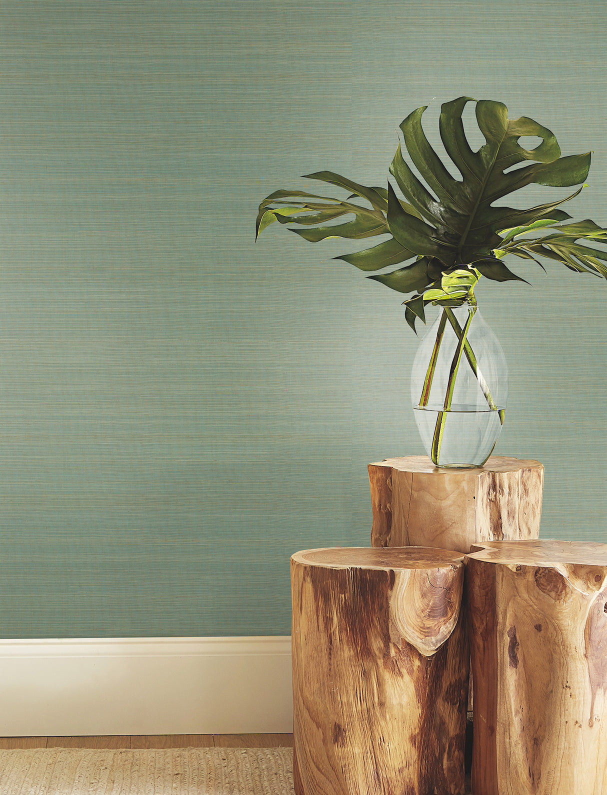 Tailored Abaca Seafoam by Ronald Redding Grasscloth Wallpaper – York Designer Series YGL7032