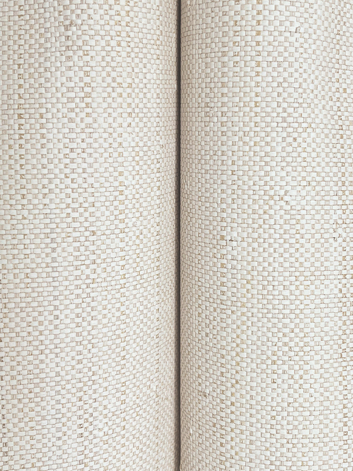 Painted Raffia White / Natural by Ronald Redding Paper Weave Grasscloth Wallpaper – York Designer Series YGL7042