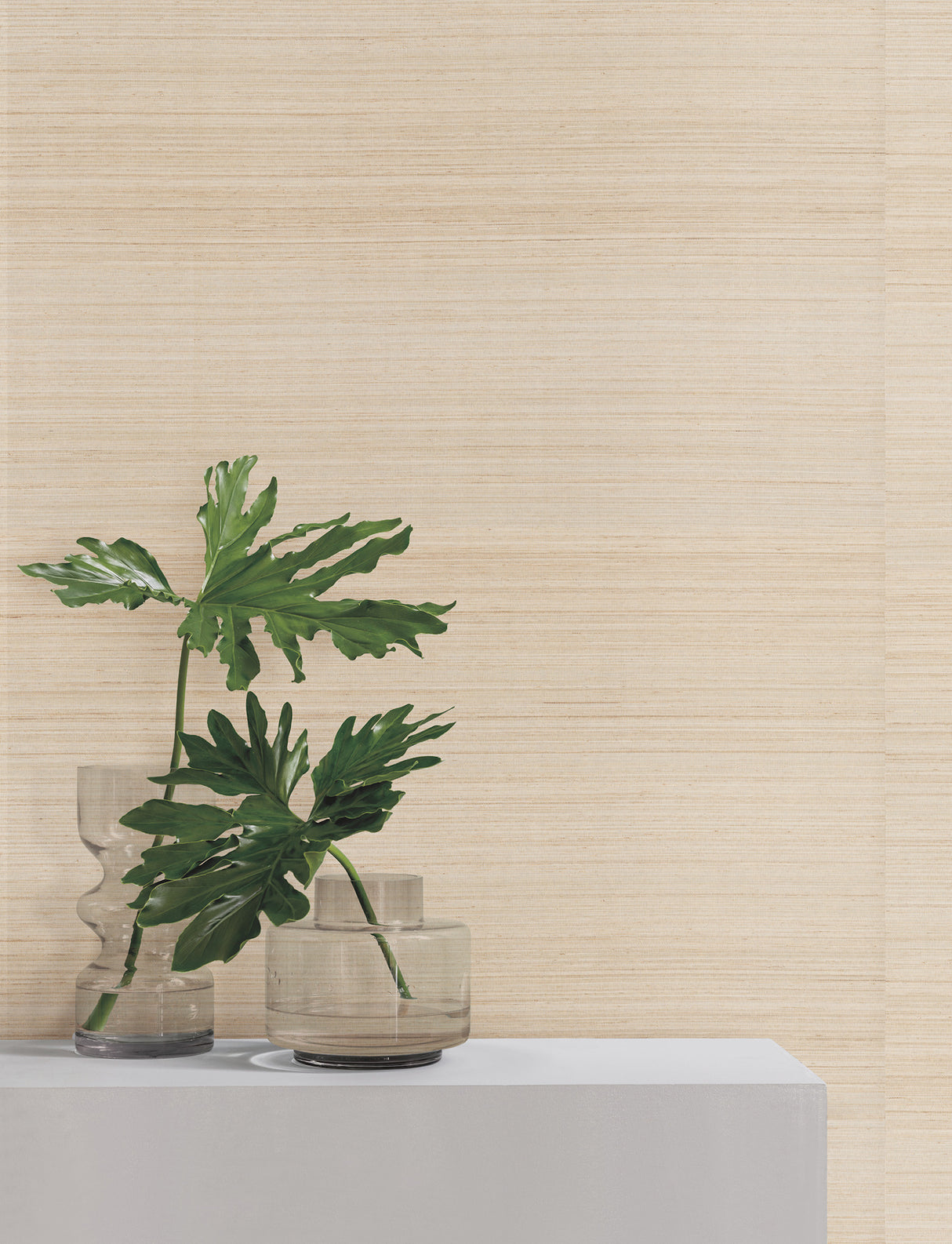 Horizon Abaca Shell by Ronald Redding Grasscloth Wallpaper – York Designer Series YGL7072