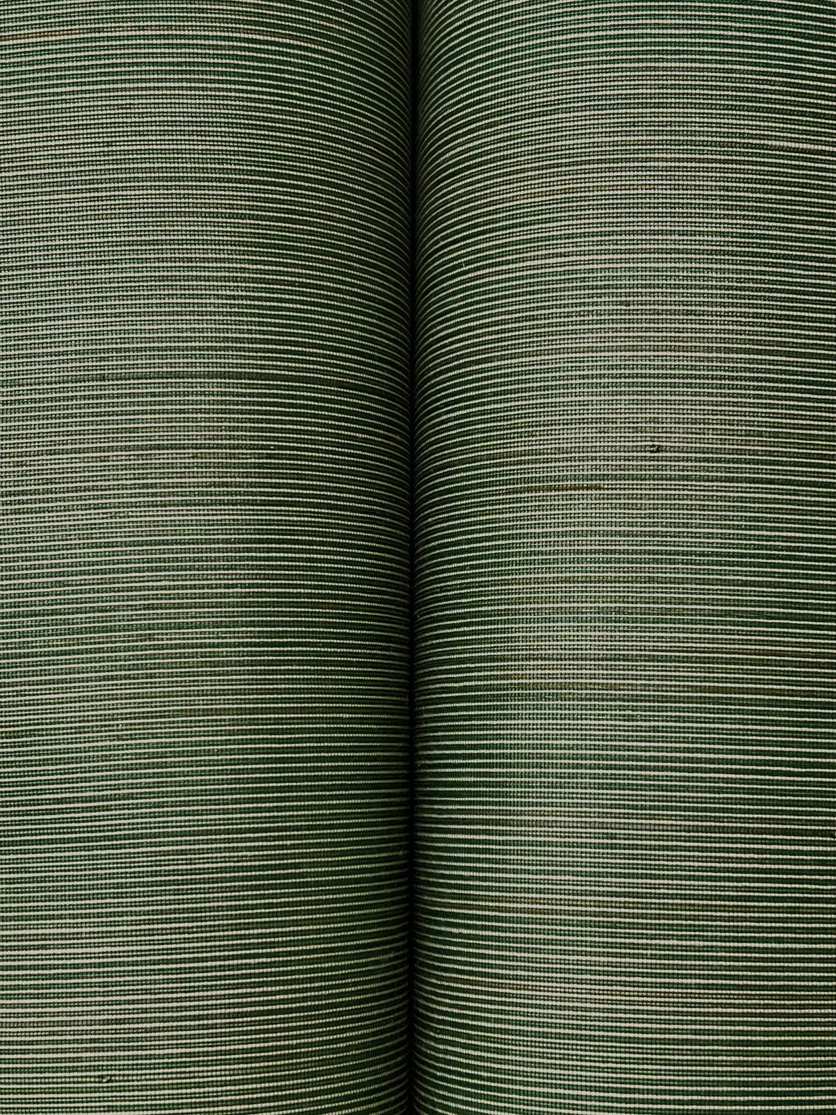 Smooth Abaca Forest by Ronald Redding Abaca Grasscloth Wallpaper – York Designer Series YGL7092