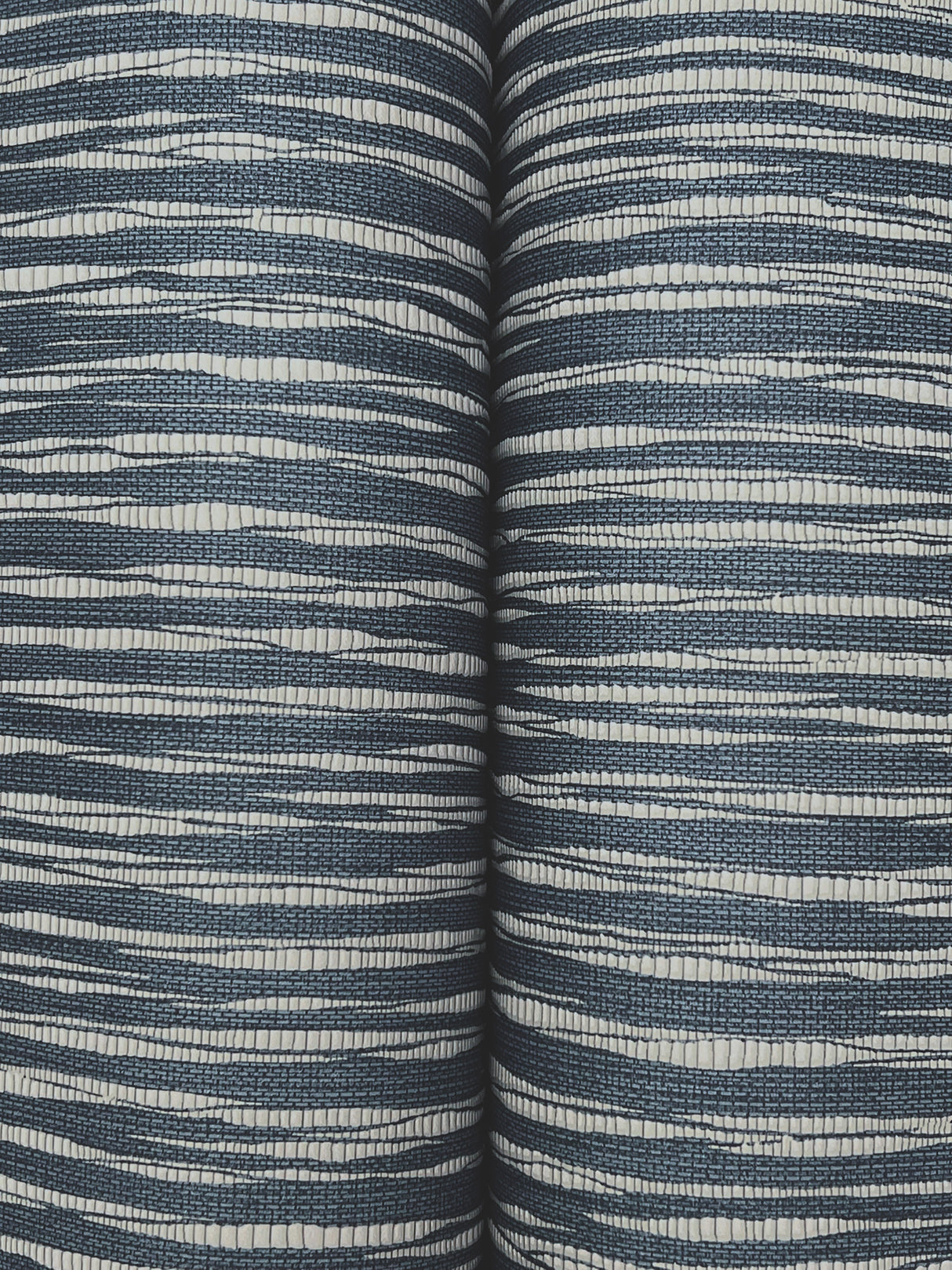 Lotus Weave Navy by Ronald Redding Faux Grasscloth Wallpaper – York Designer Series ZA8042