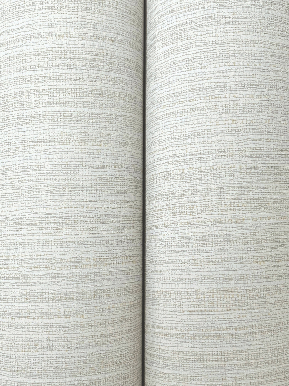 Amyra Silk White by Ronald Redding Wallpaper – York Designer Series ZA8091N
