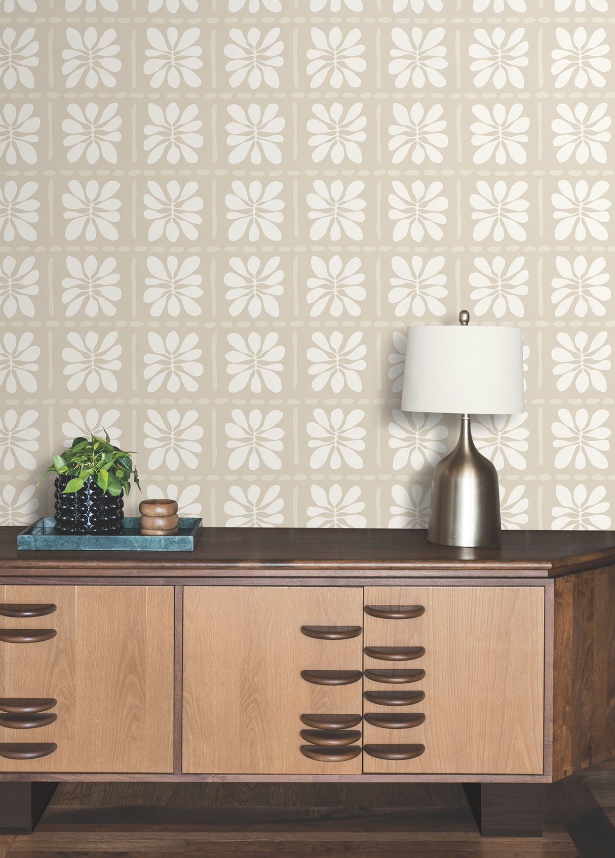 Mimosa Fleur Nude by York Wallcoverings Abstract Floral Wallpaper – York Wallcoverings ZM2808
