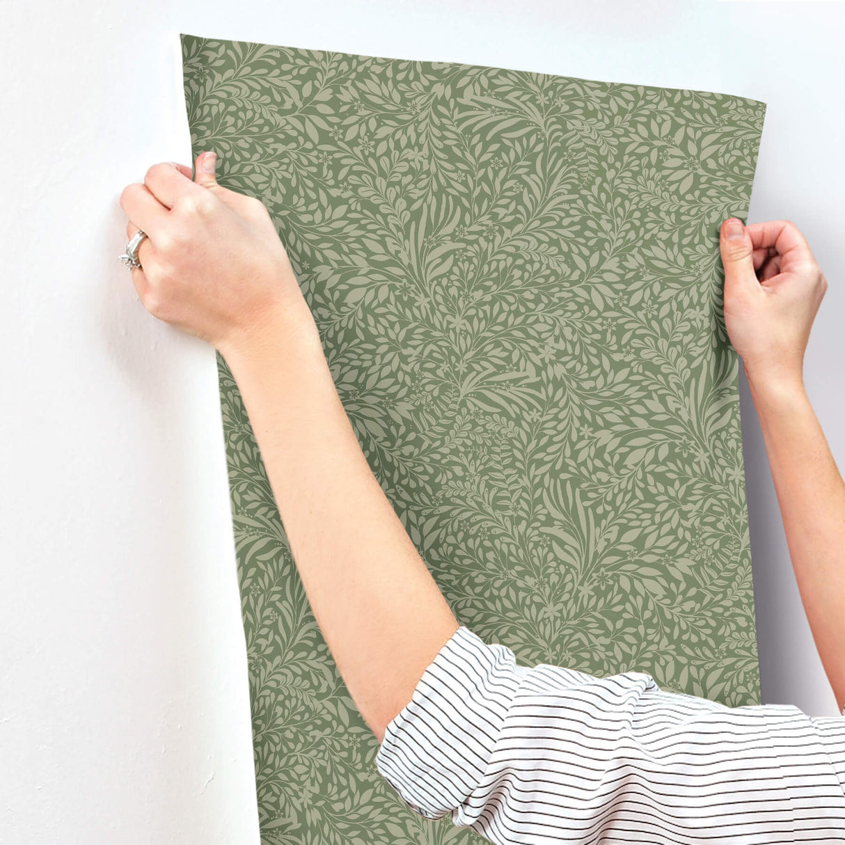 Kristina Evergreen Botanical Wallpaper