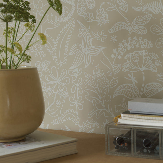 Grazia Parchment by Boråstapeter Surrealist Garden Wallpaper – Schumacher 1979