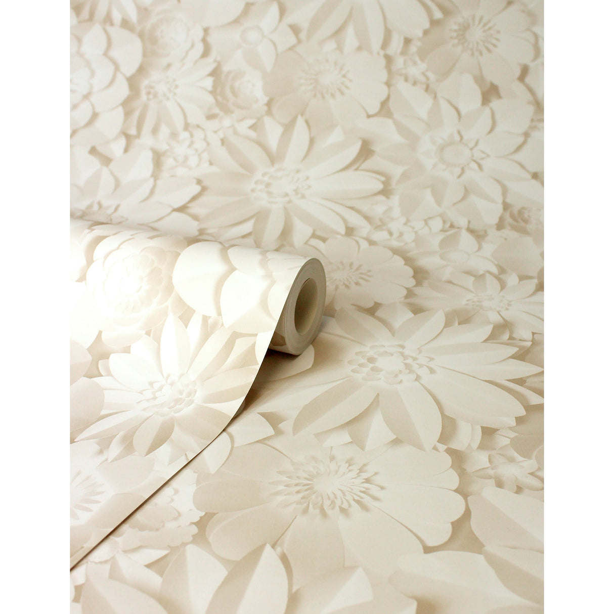 Dacre Cream by Fine Decor Floral Wallpaper- Brewster Home Fashions FD43604