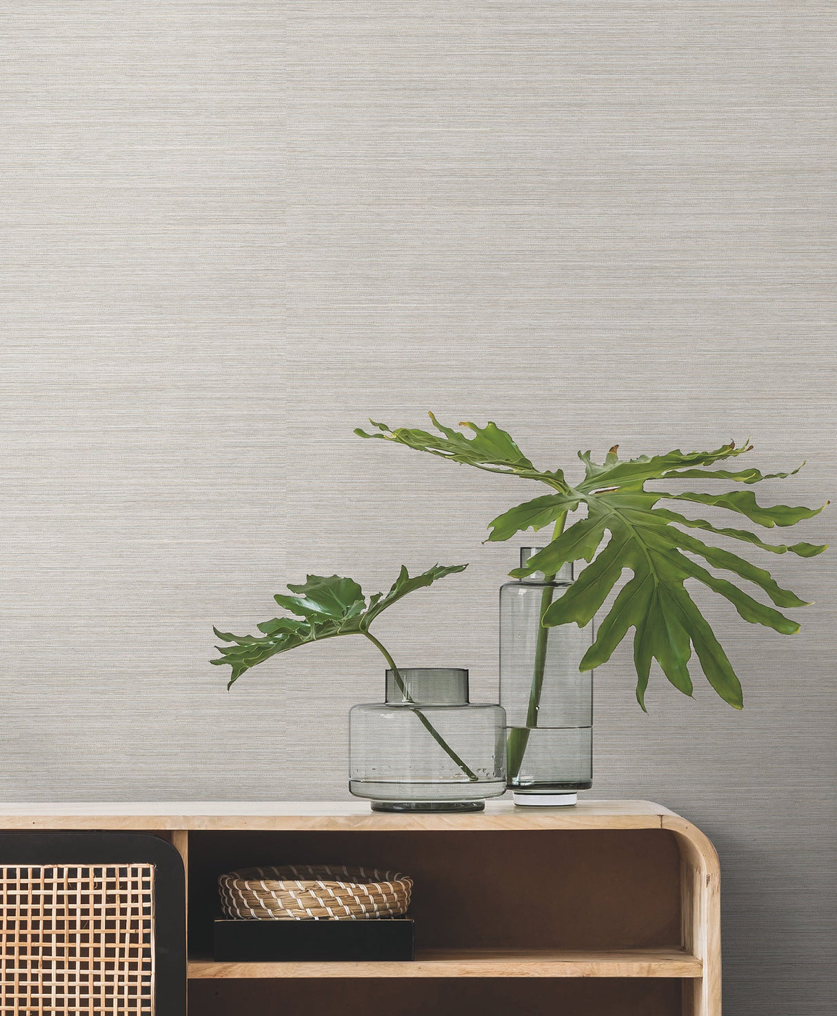 Trousseau Ibis White by York Wallcoverings High Performance Textile Wallcovering – York Wallcoverings 200-01
