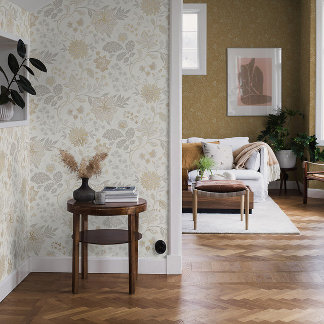Alicia Stone and Gold by Boråstapeter Floral Wallpaper – Schumacher 2007