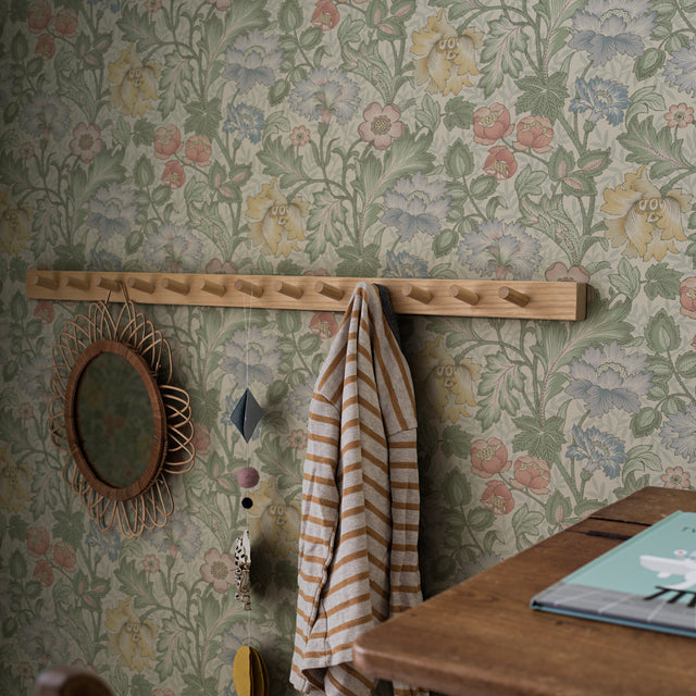Jane Mural Leaf by Boråstapeter Vintage Floral Wallpaper – Schumacher 2036