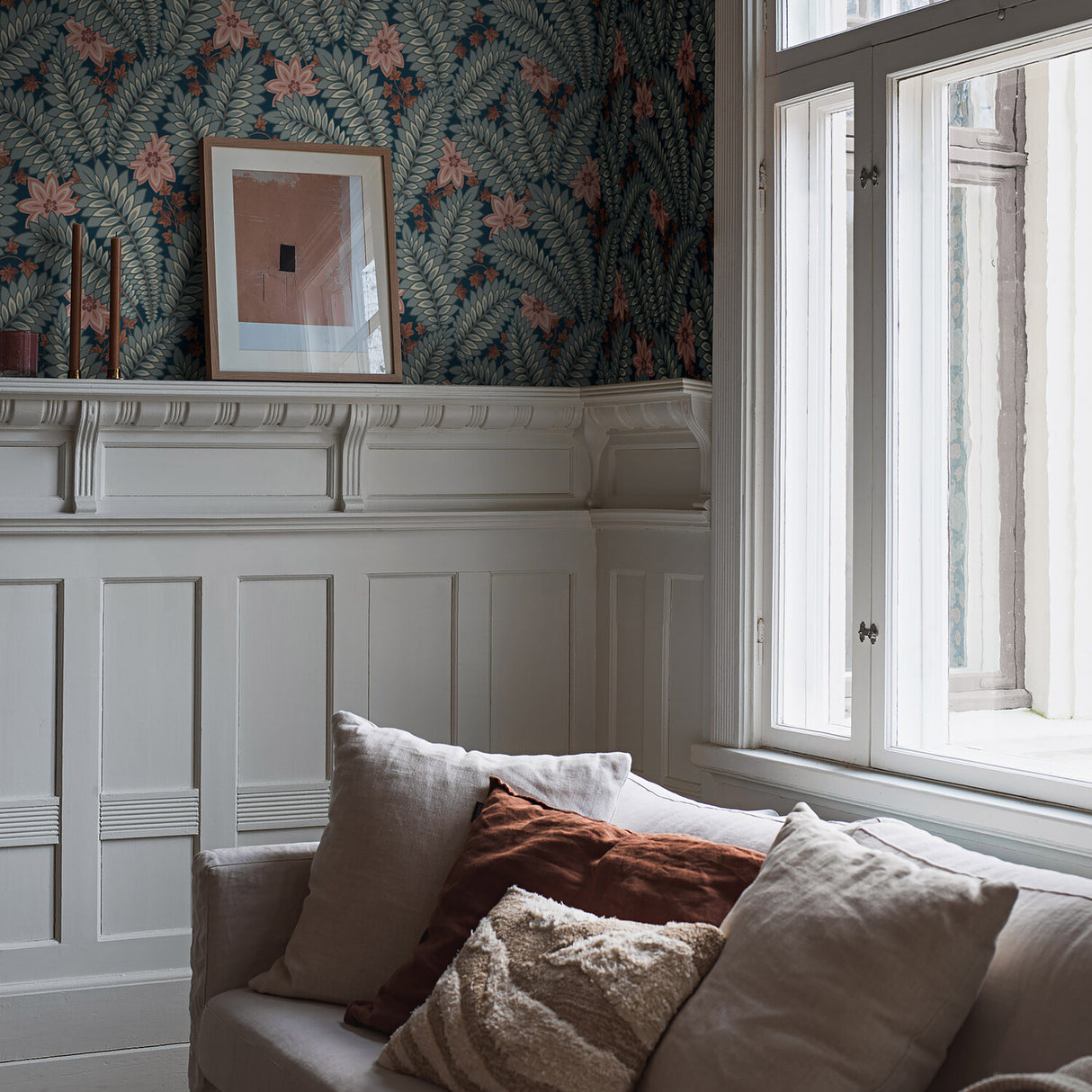 Hidden Ivy Blue by Boråstapeter Art Deco Botanical Wallpaper – Schumacher 2251
