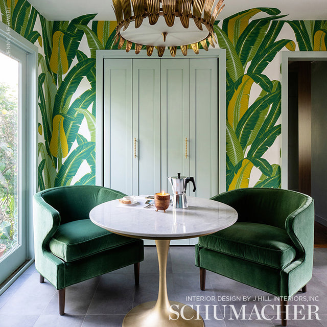 Tropical Isle Green on White Palm Leaf Wallpaper – Schumacher 2707230