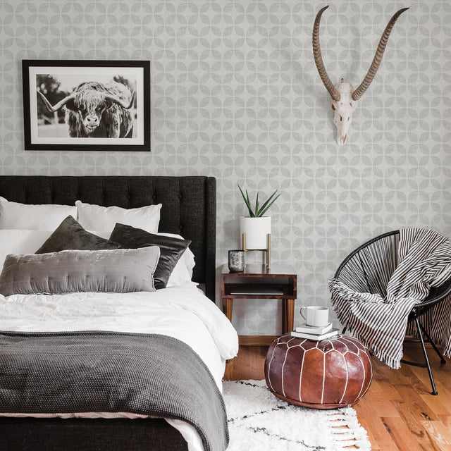 Polaris Silver Geometric Wallpaper with Metallic Clover Motif - A-Street Prints 2902-25515