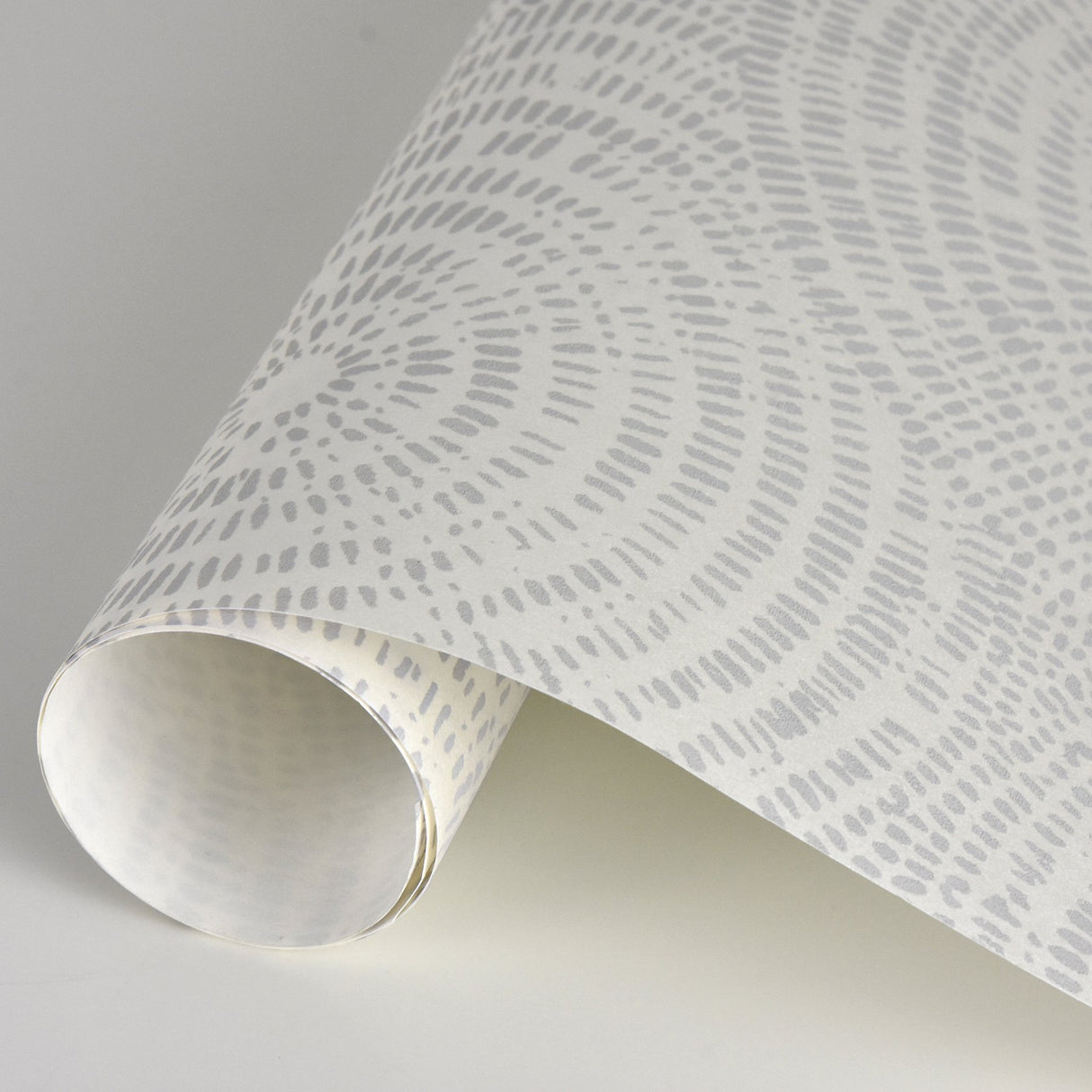 Vatten Platinum Geometric Wallpaper with Abstract Medallion Pattern - Brewster 2904-24523